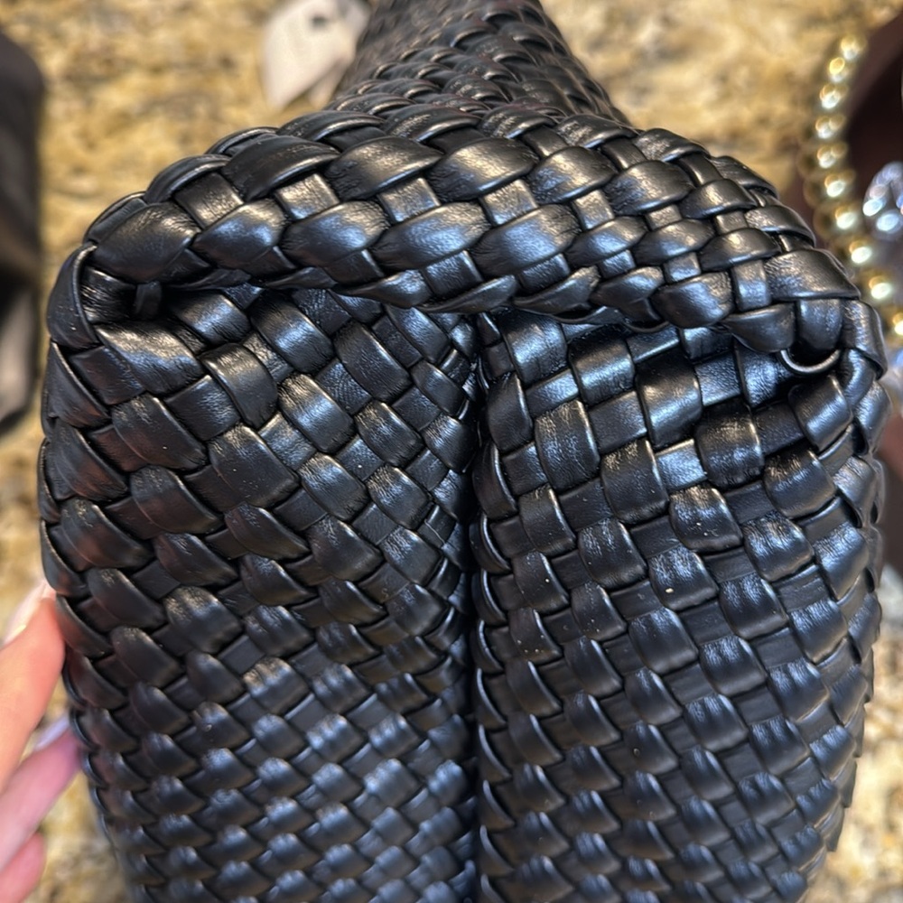 Bindya Black Woven Tote Bag with Pouch - Picture 8 of 10